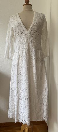 Robe blanche Notshy, broderie anglaise, taille M, 100% coton