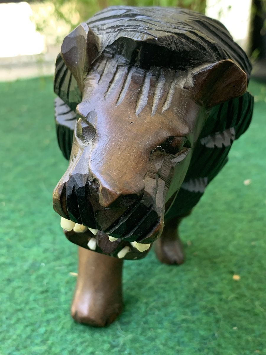 Statuette: Holz - „LÖWE“ – Usato da Wangen b. Olten venduto da Finolino28 2
