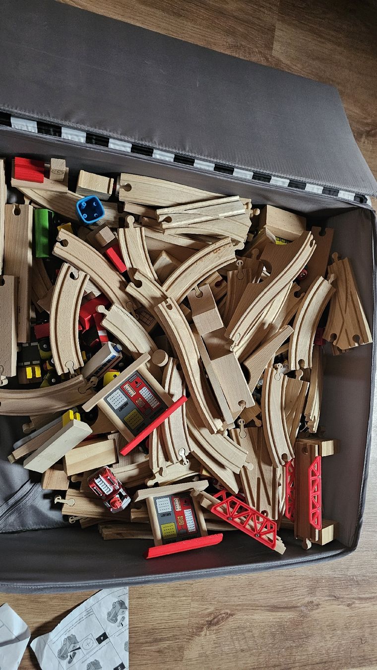 Spielzeuge: Holzeisenbahn – Gebraucht aus Eglisau von ruscyo12
