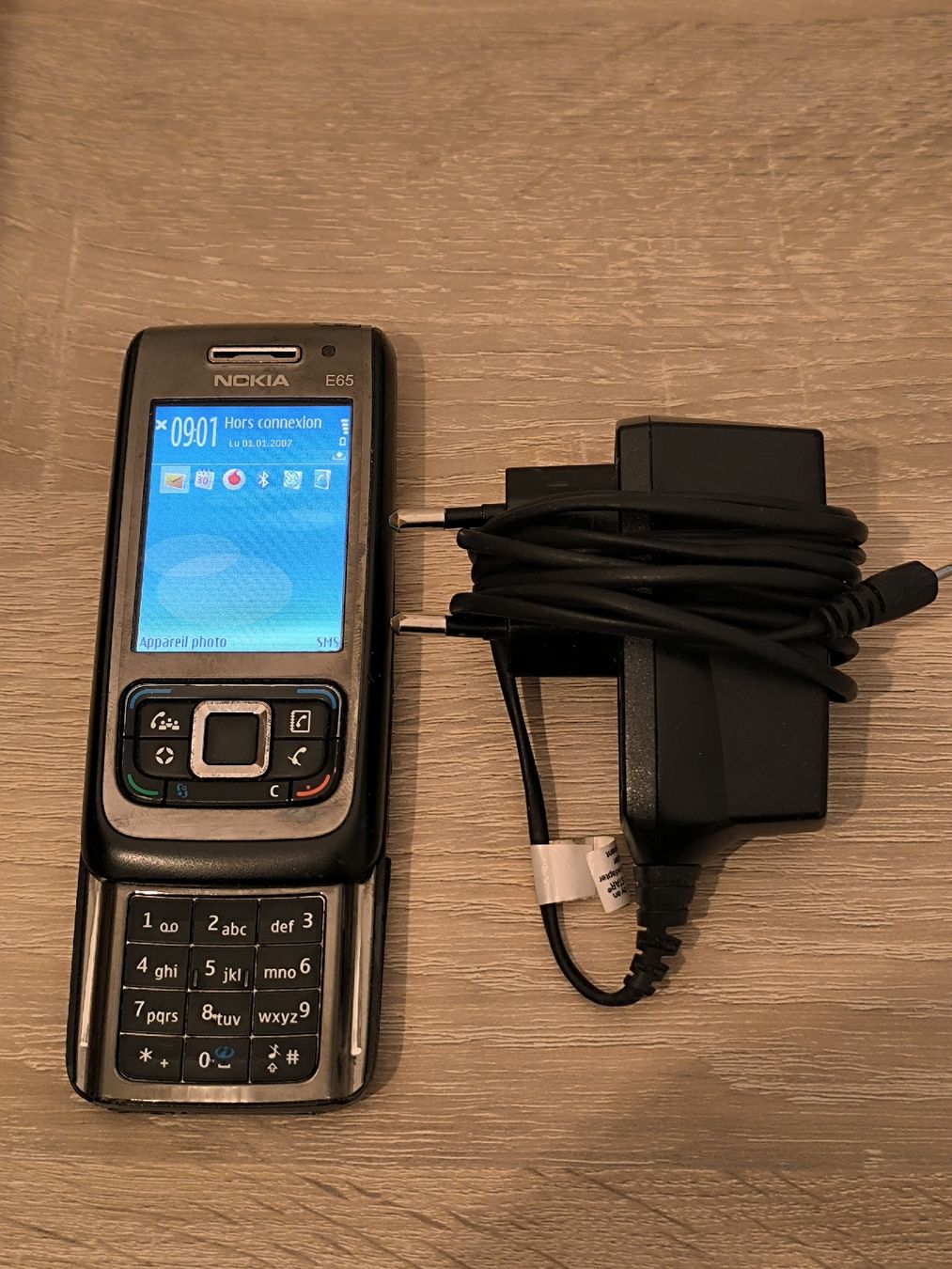 Nokia Telefoni cellulari / Smartphones: Nokia E65 + chargeur, bon état – Usato da La Chaux-de-Fonds venduto da lolmaker1007 2