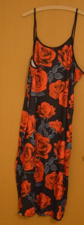 TAILLE 48-50 - TAILLE 3XL - ROBE NEU