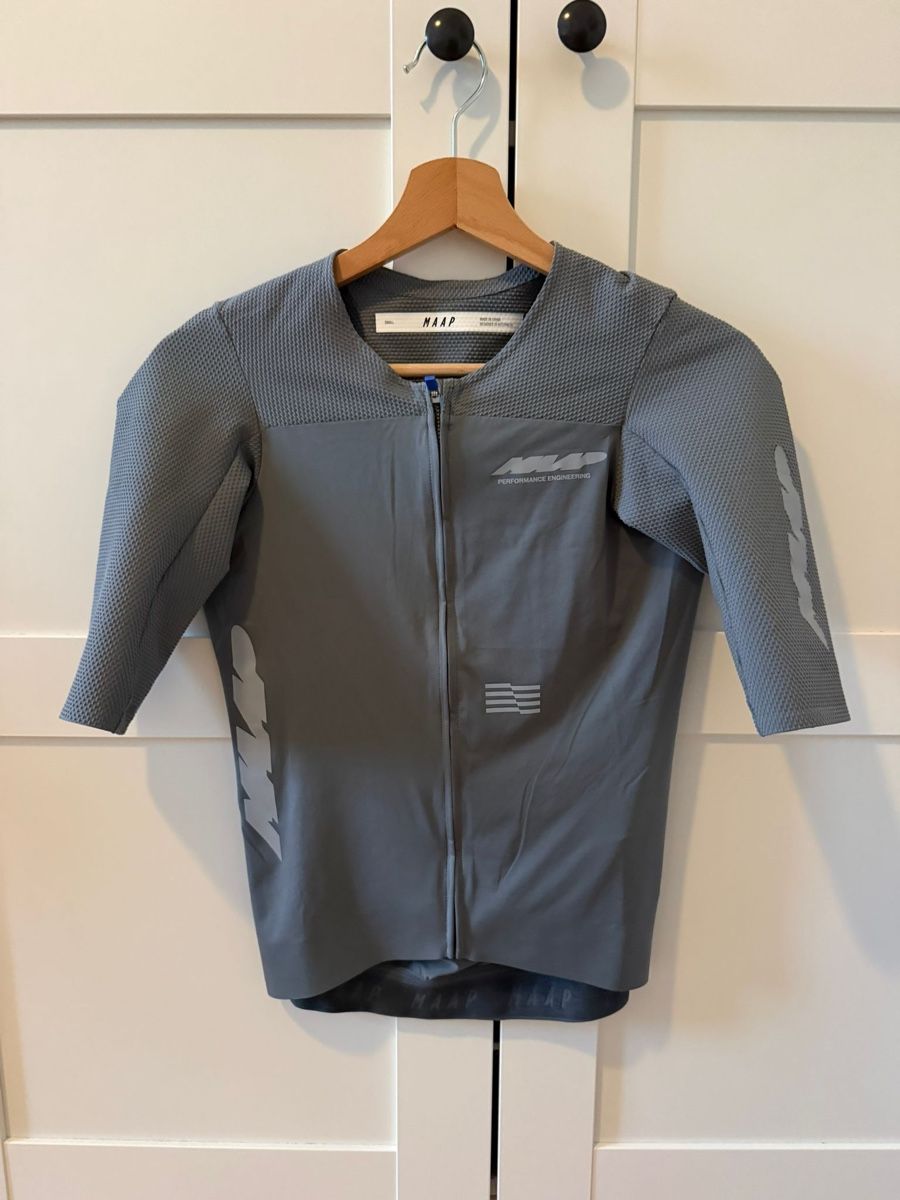 Canottiere & Pantaloni: Maap Eclipse Pro Race Jersey – Usato da Kriens venduto da lukash
