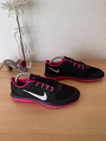NIKE RUNNING 40-40,5/NP74CHF Sneakers Schwarz Pink