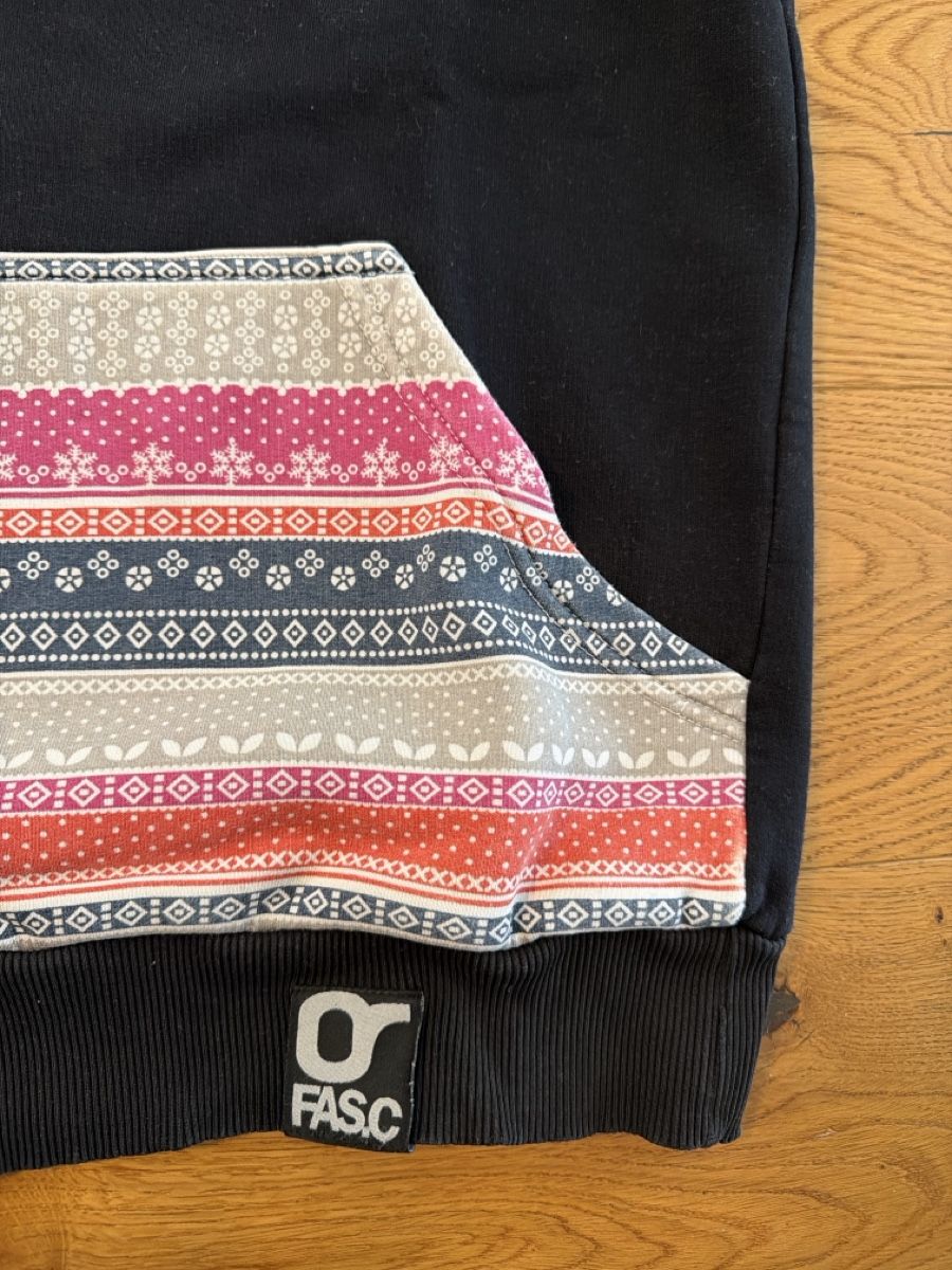 Maglioni & Felpe: Pullover von Fas.c – Usato da Altdorf UR venduto da Monstera99 1