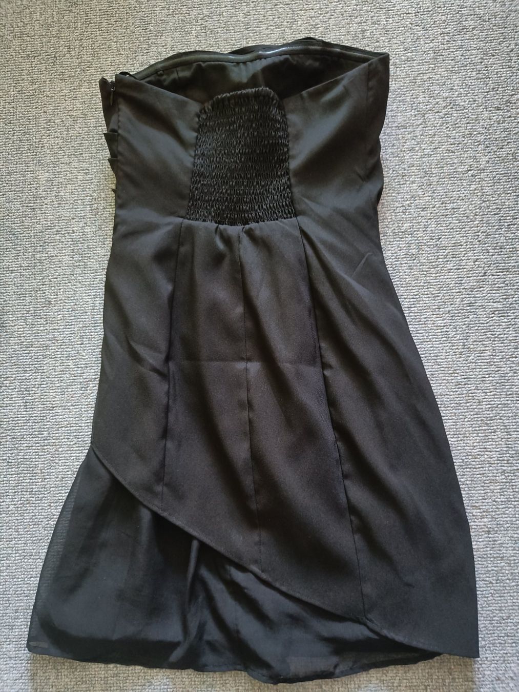 Vila Vestiti: Cocktailkleid Vila Grösse S – Usato da Jaberg venduto da urig17. 1
