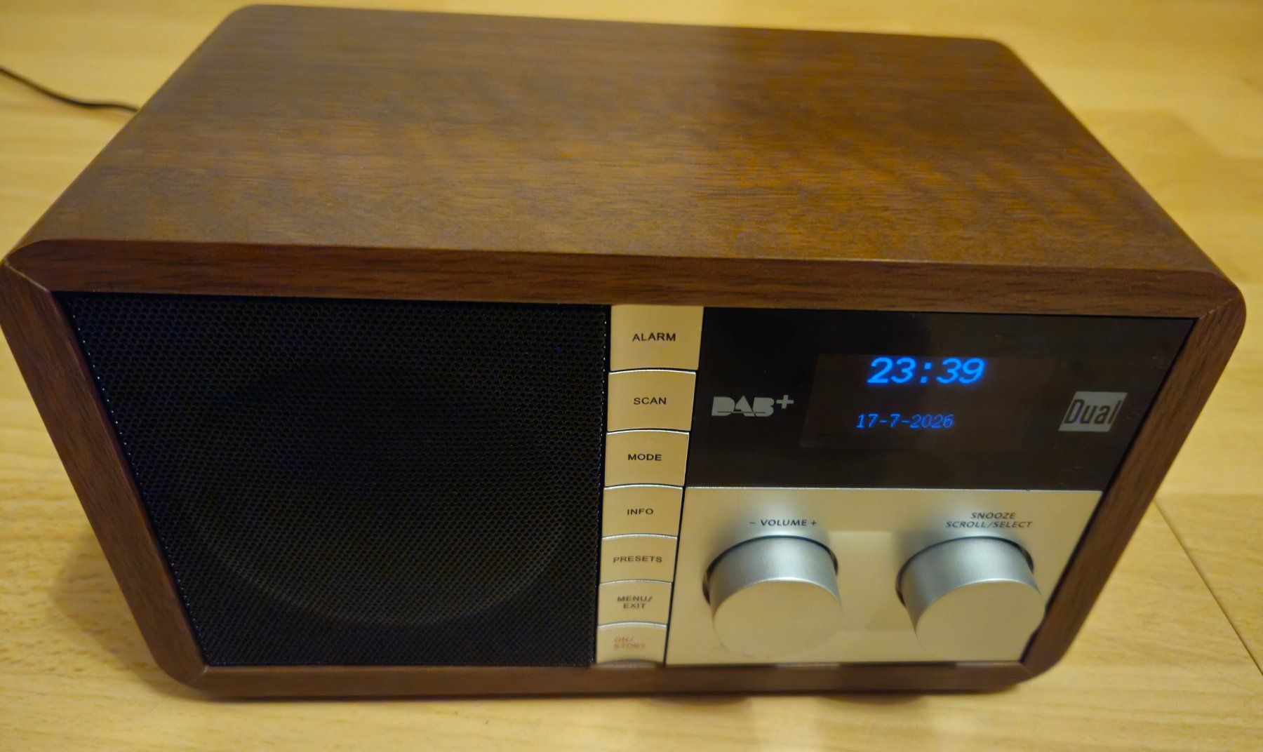 Dual Radios: Dual Dab 32 DAB+, FM – Gebraucht aus Taverne von farafina72