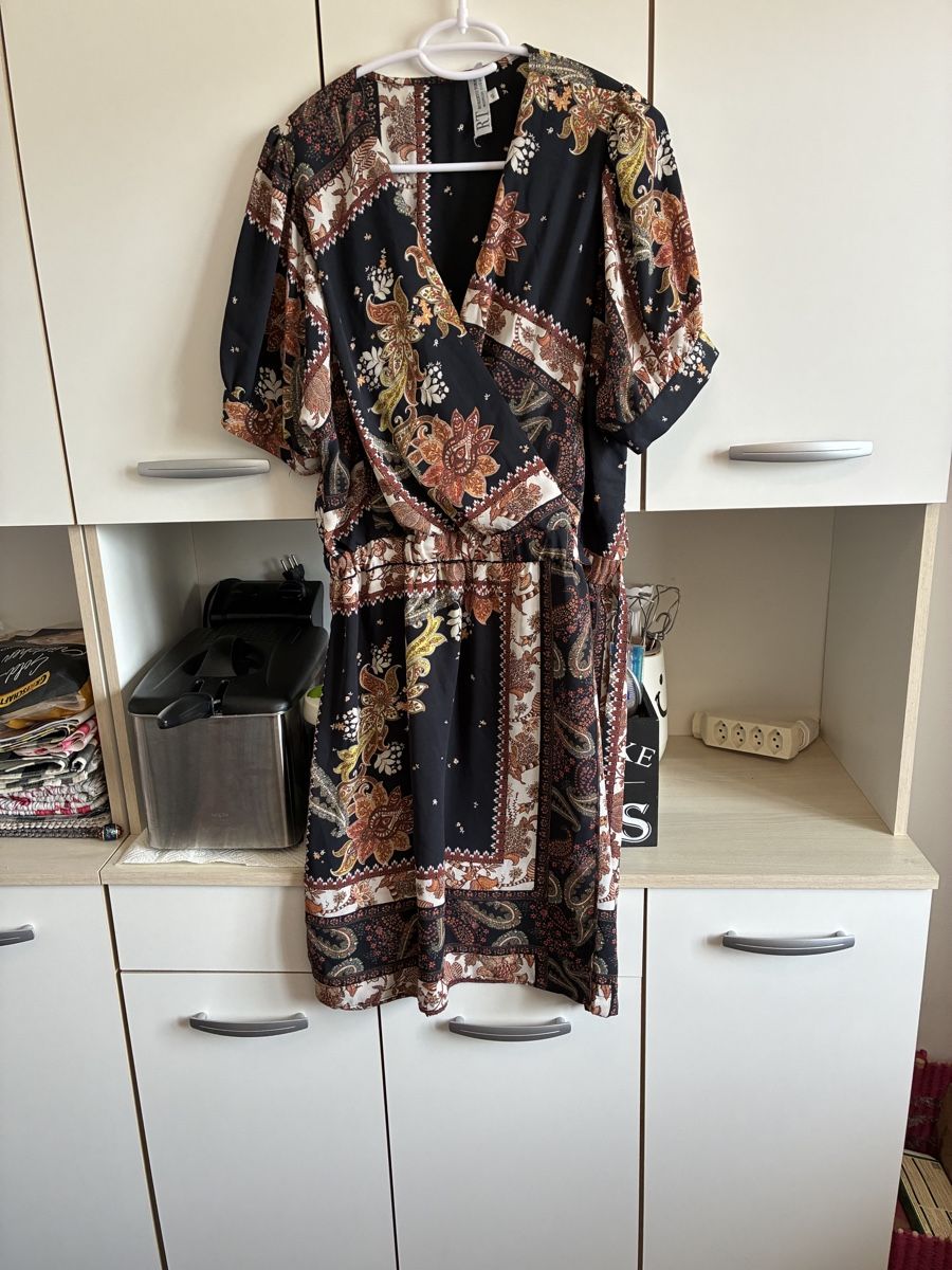 Vestiti: Kleid – Usato da Ostermundigen venduto da Didi-Mader