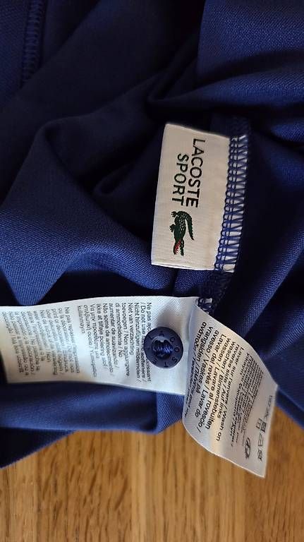 Hemden, T-Shirts & Polos: lacoste t shirt 128 – Gebraucht aus Liestal von kwonn 1