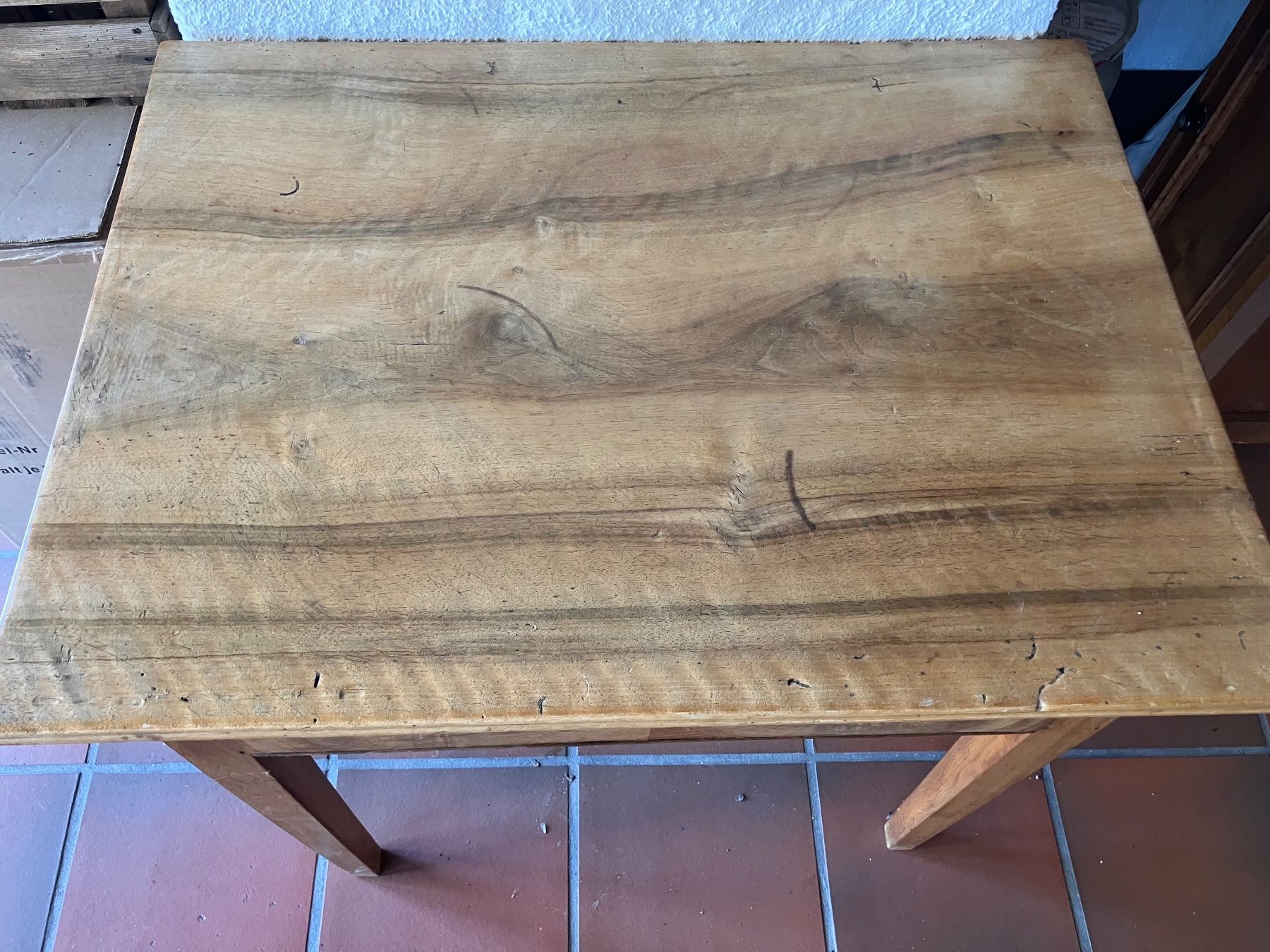 Tavoli: Biedermeier Tisch Nussbaum – Usato da Rüdlingen venduto da Chriszly 2