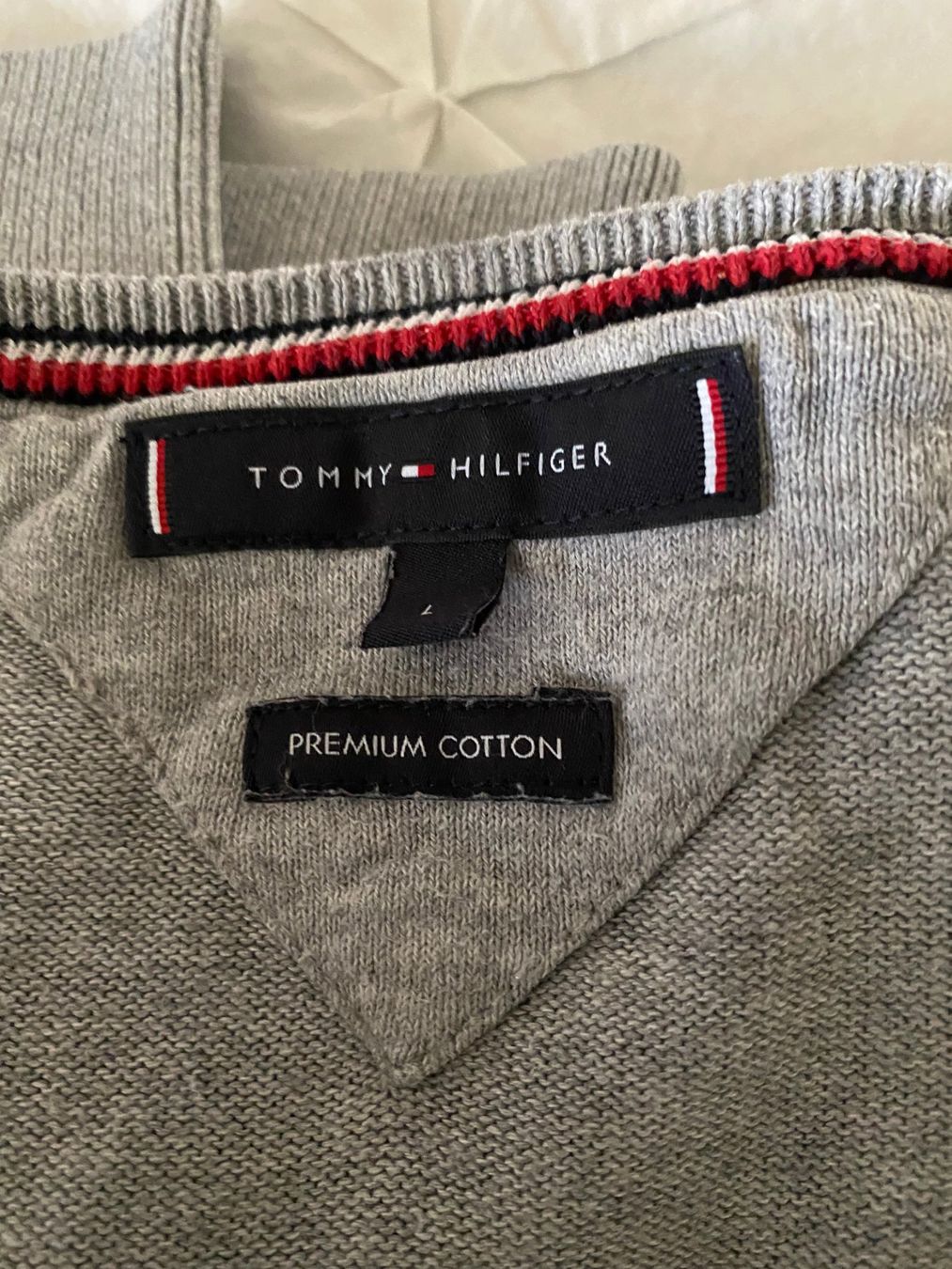 Tommy Hilfiger Maglioni & Felpe: Tommy Hilfiger Pullover grau Grösse L – Usato da Allenwinden venduto da Obalu 3