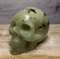 Prehnit Schädel 420g