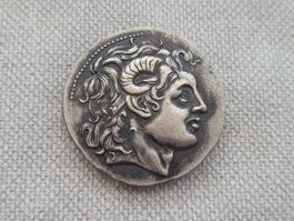Unbekannte Medaille oder Münze, 15g