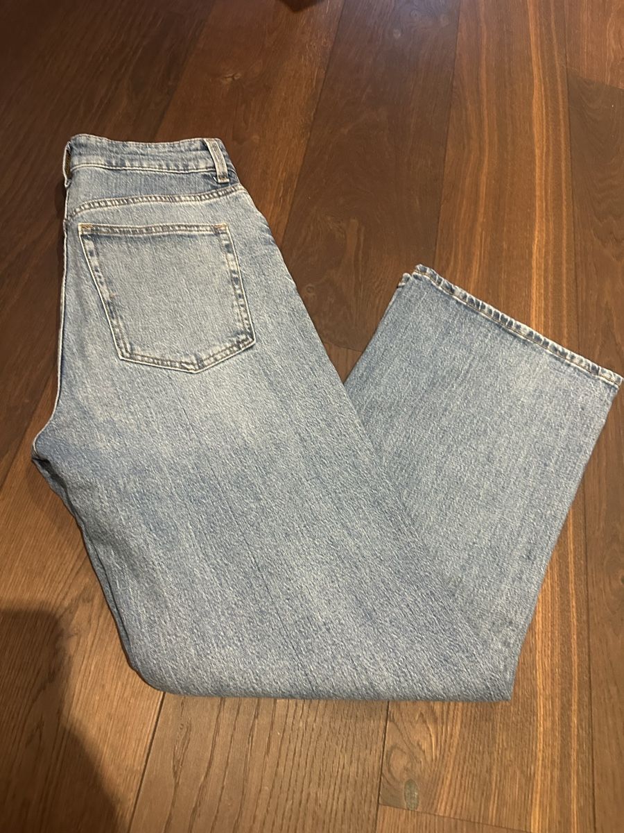 H&M Jeans: Jeans weit, gerade - neu H&M – Usato da Diepoldsau venduto da Soleil0425 1