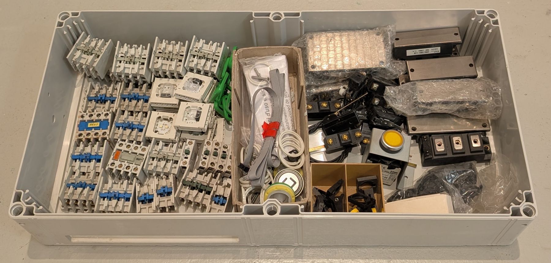Componenti elettronici: Lift Steuerung Komponenten: Schütze, Schalter, Module – Nuovo (secondo la descrizione) da Volketswil venduto da mar_c5pv