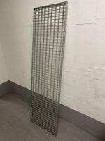 Vintage feuerverzinkter Gitterrost aus Stahl   175x52 cm