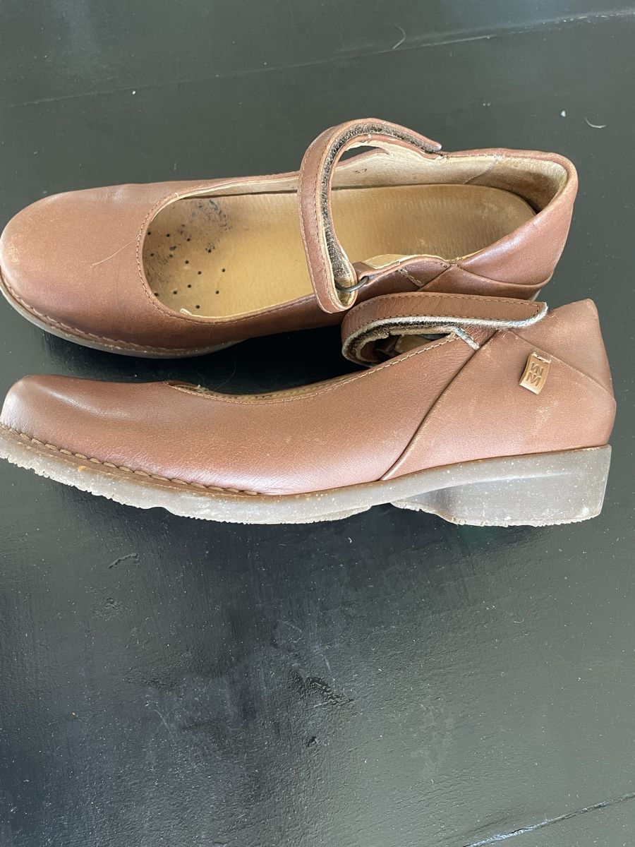 Scarpe da donna: Damenschuhe 37 Leder – Usato da Murten venduto da bobby99777744 1
