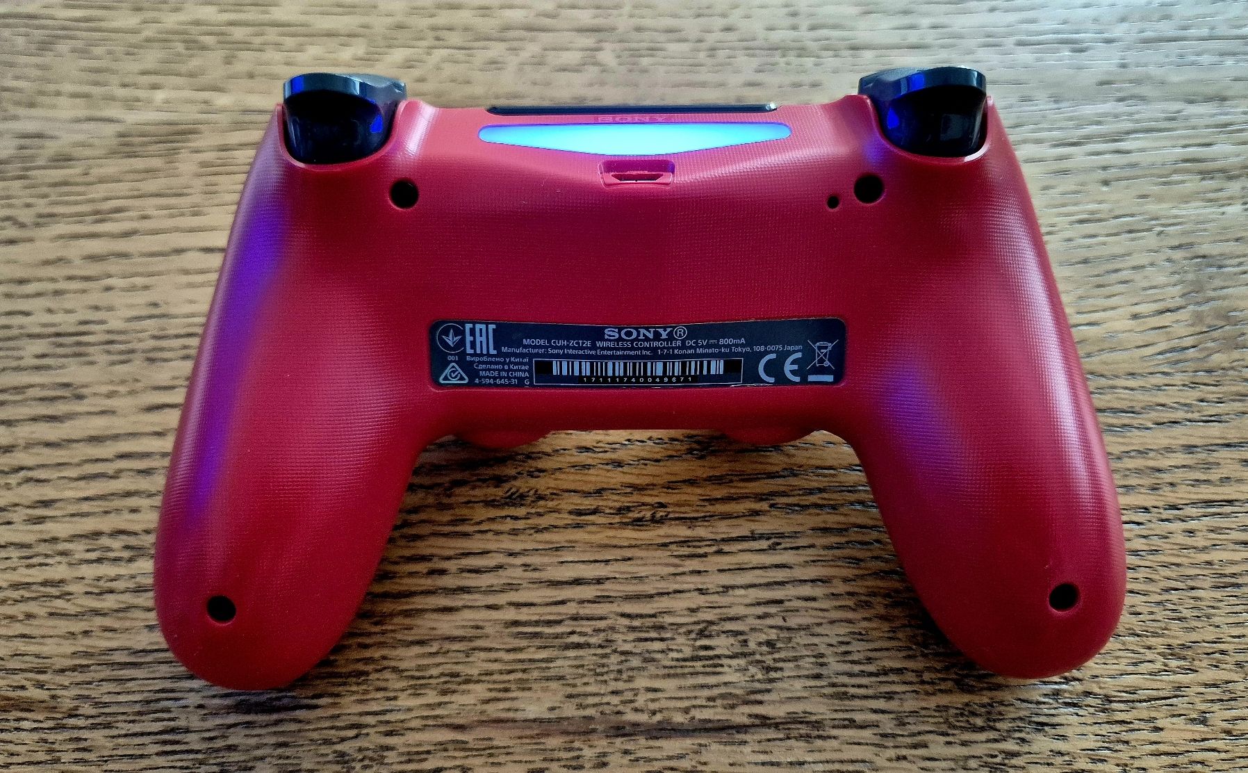 Sony Controller: Sony PS4 DualShock 4 V2 Controller Rot – Usato da Au SG venduto da KonsoleWerk 2