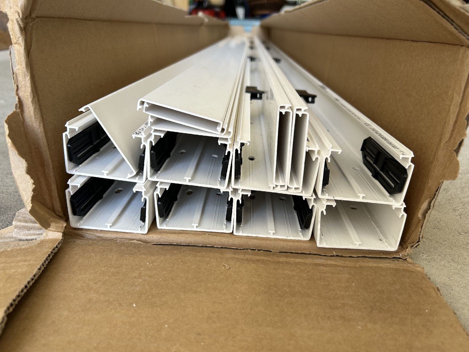 Hager Componenti elettronici: LF Kanal – Usato da Seuzach venduto da Commodore64 1