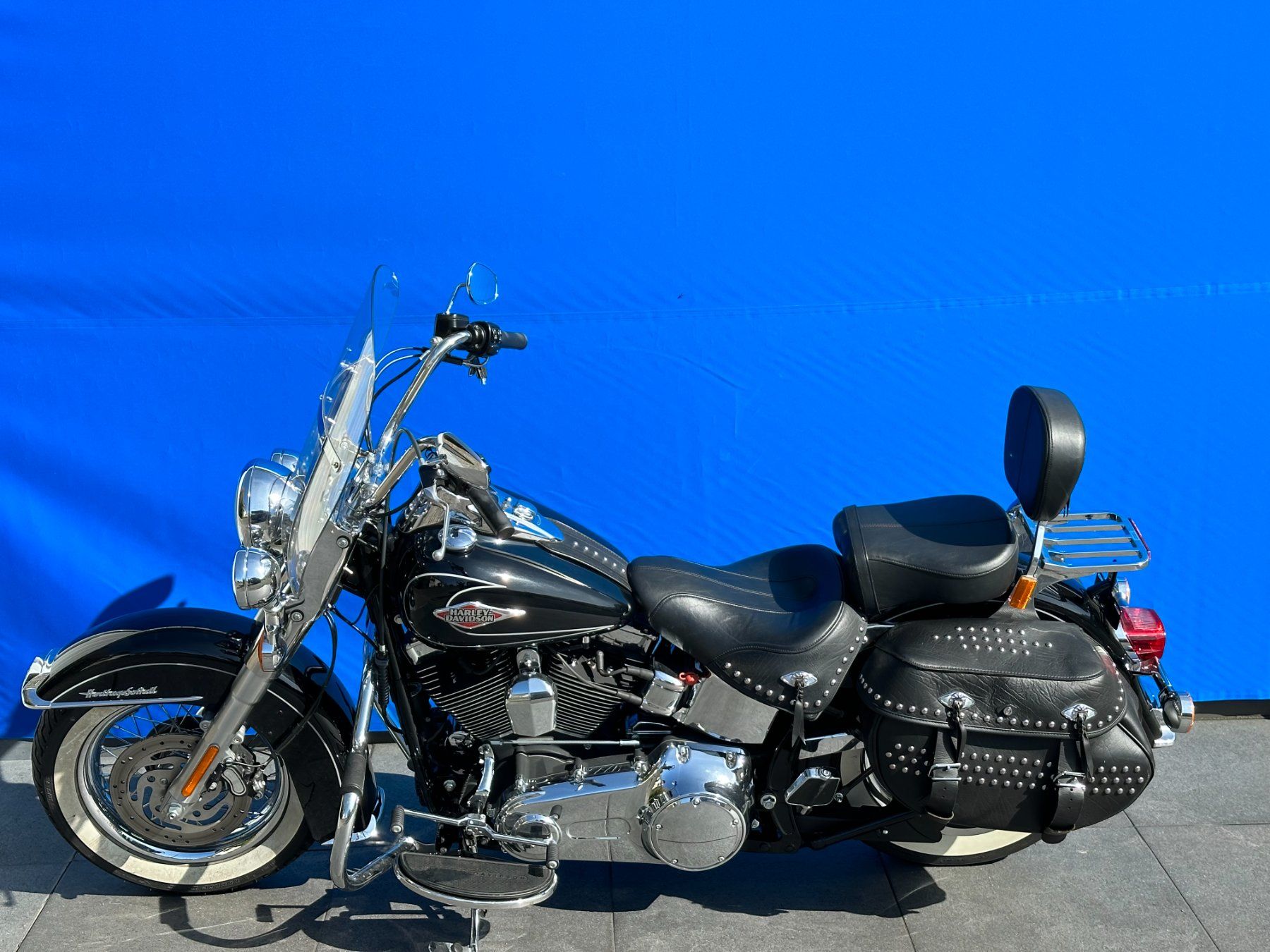 Harley-Davidson Chopper: HARLEY-DAVIDSON FLSTC 1580 Softail Classic mit ABS – Usato da Escholzmatt venduto da Wikinger11 9