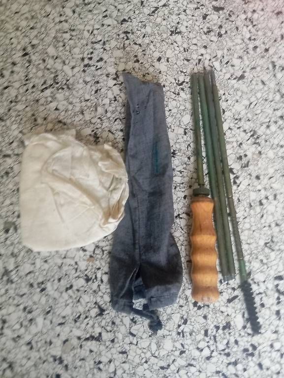 Schweizer Armee Tutti gli attrezzi: Pütz Stab für Karabiner – Usato da Basel venduto da Petergunn