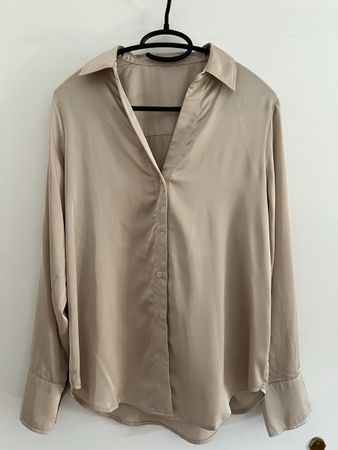 Damen Bluse Satinstoff beige Grösse S 