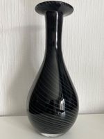 Vase design Murano noir et blanc