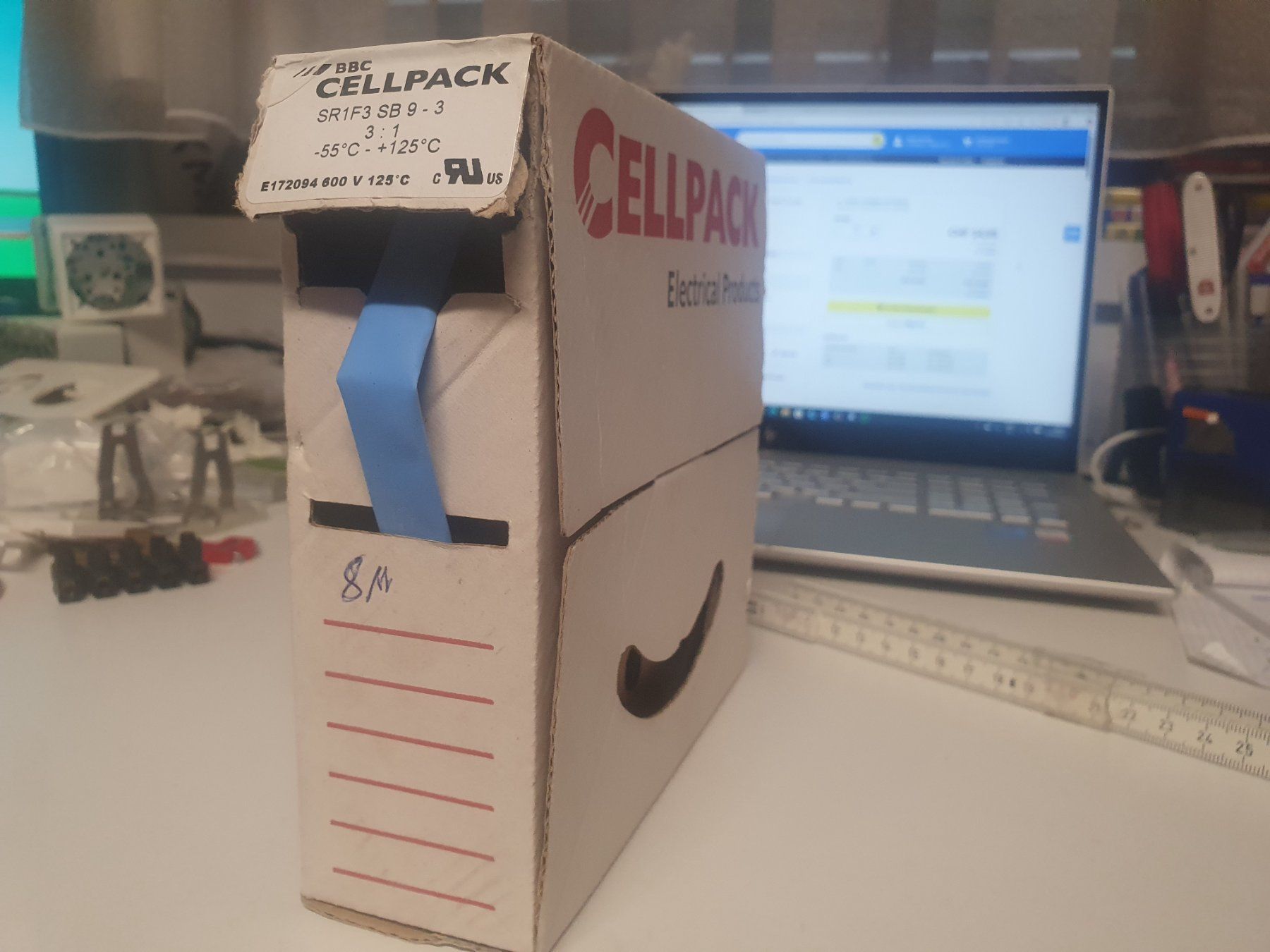 Rohre & Schläuche: Schrumpfschlauch Cellpack SR1F3 SB 9-3mm 8meter blau – Neu und originalverpackt aus Zürich von Alibaba1234