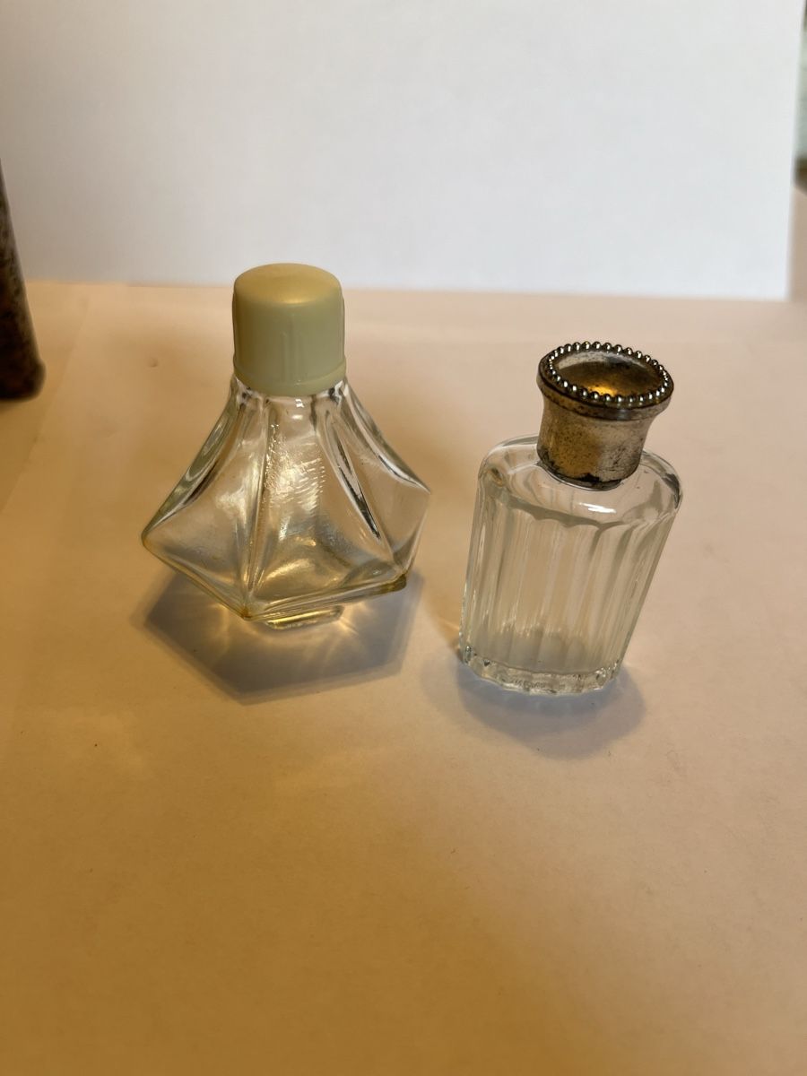 Profumi & Eau de Toilette: Flacconi profumo vintage.    #6 – Usato da Lugano venduto da Emi.2798 1
