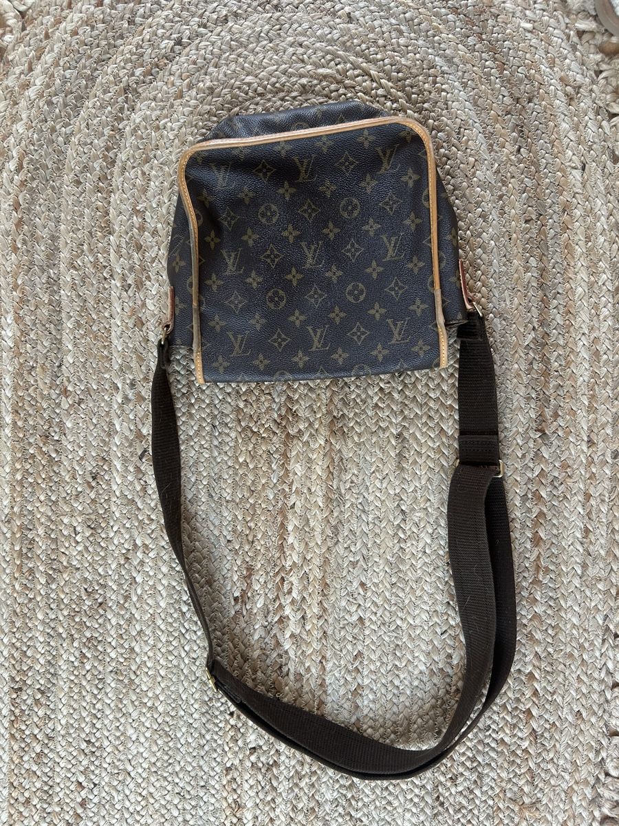 Louis Vuitton Borse: Louis Vuitton Tasche Monogram Canvas 48 – Usato da Oetwil am See venduto da ani_7x9l 3