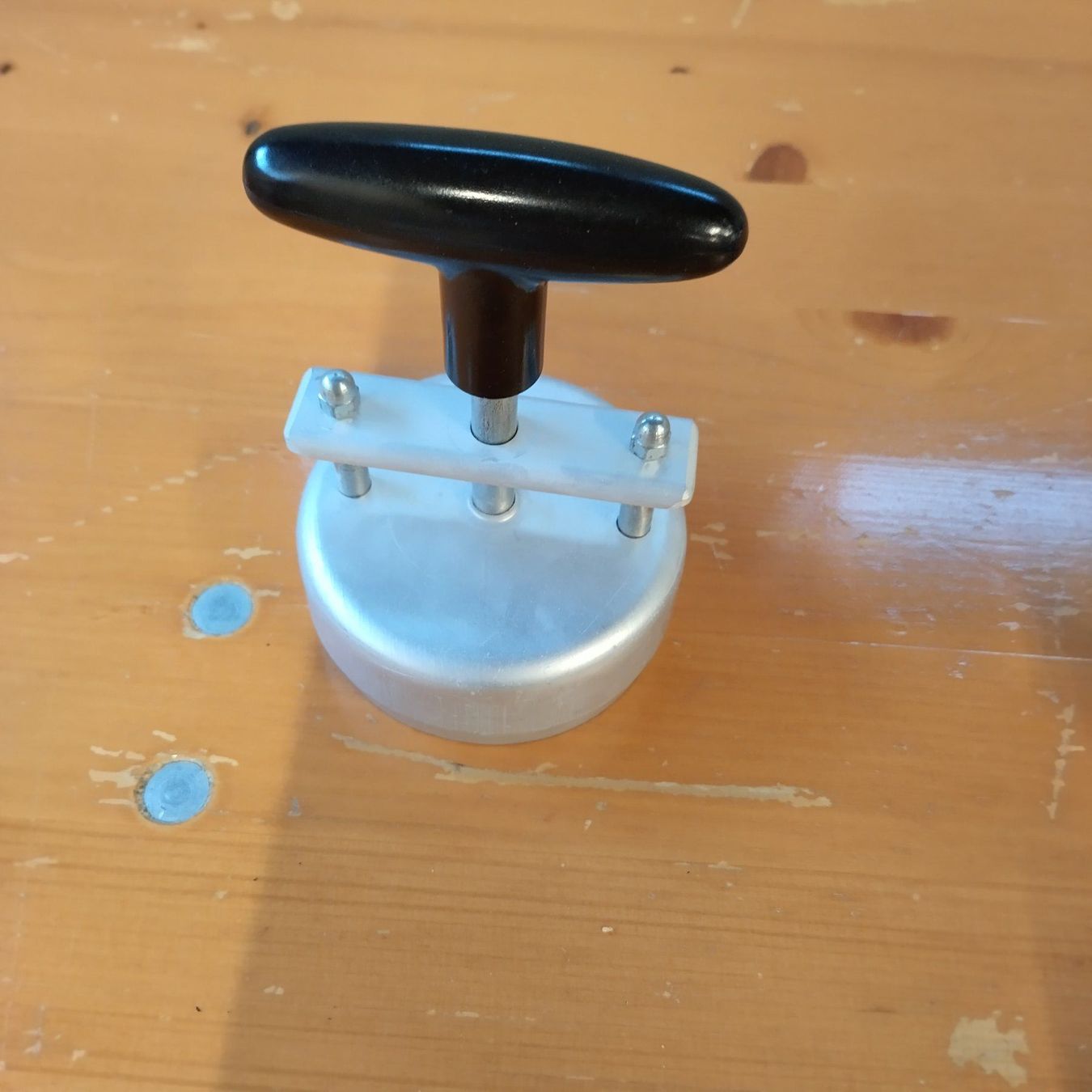 Backformen: Profi Pastetliausstecher d. 9cm – Gebraucht aus Huttwil von vsrf11