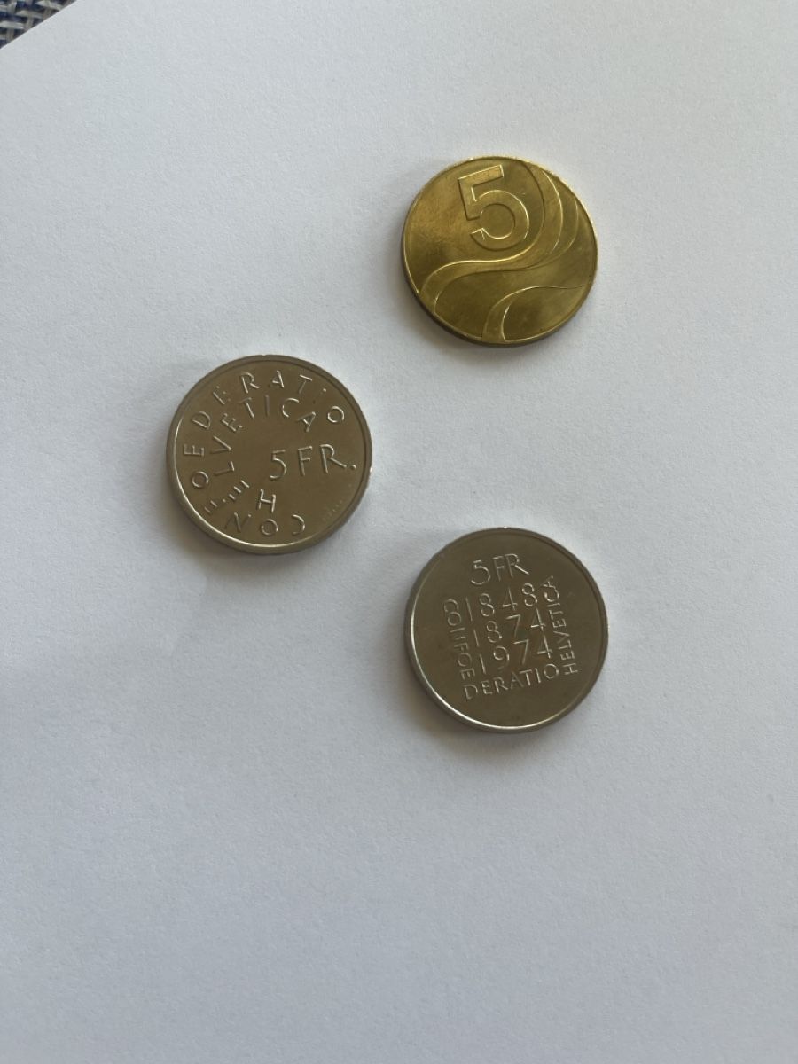 Tutti le monete: 2× 5 Franken Schweiz + 1 Token gebrauch alt – Usato da Au ZH venduto da curio.concept 1