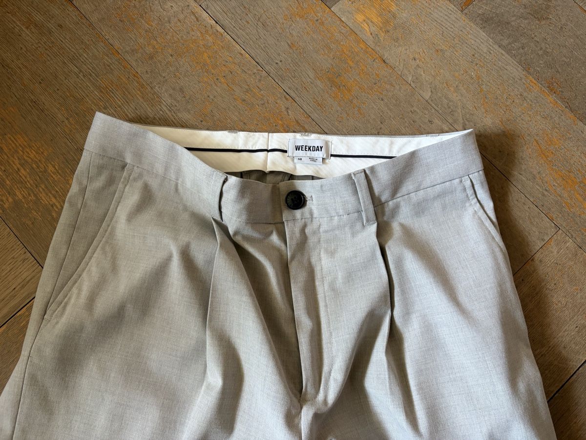 Weekday Hosen: Weekday uno Anzugshose (50) – Neu (gemäss Beschreibung) aus Winterthur von raphael.hbg 1