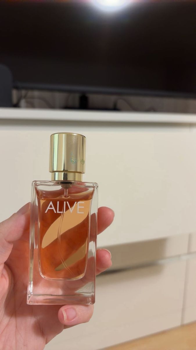 Hugo Boss Parfum & Eau de Toilette: Alive Hugo Boss, fast neu, Damenduft! – Neu (gemäss Beschreibung) aus Kaisten von r_w 1