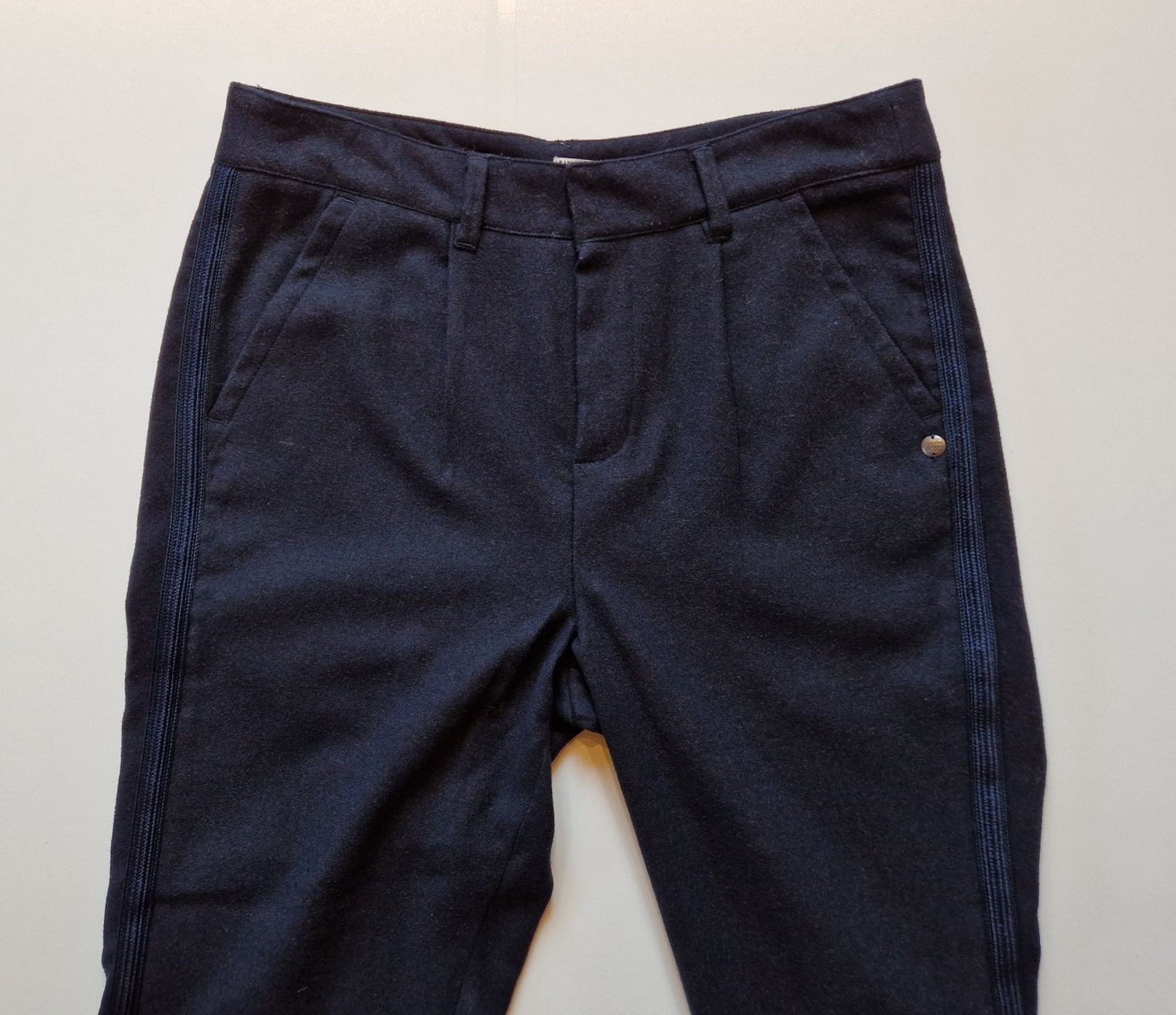 Hosen: Garcia Jeans Damenhose Size 28 – Neu und originalverpackt aus Braunau von Brand-Store 6