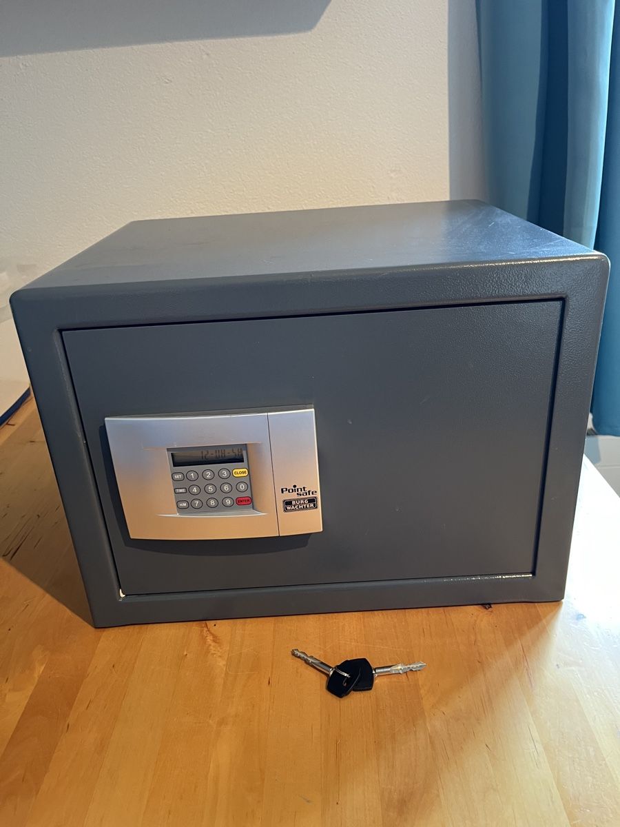 Casseforti: Neuwertiger Tresor PointSafe 3PE mit Zahlencode & Schlüssel – Usato da Bärschwil venduto da Neo_777