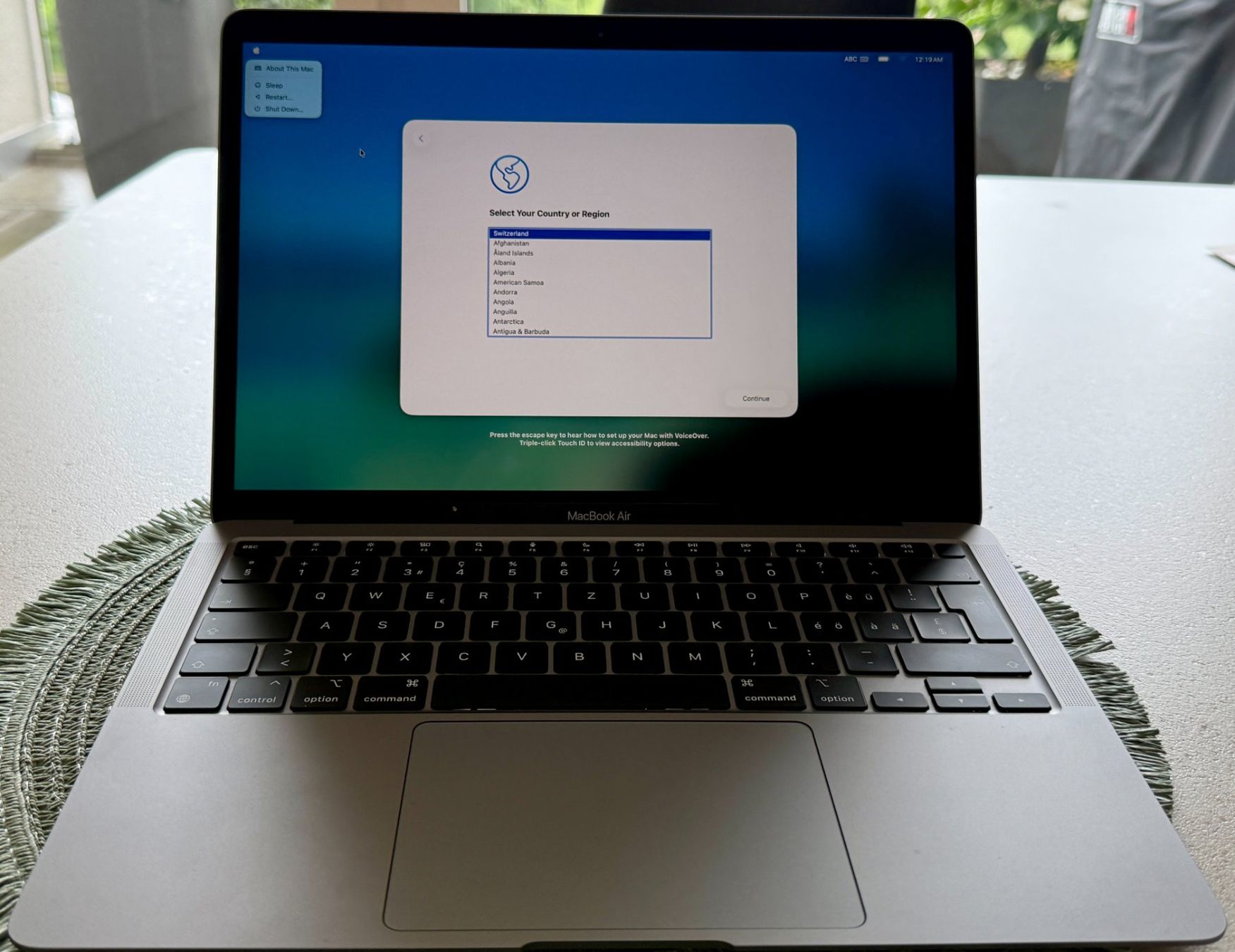 Apple Notebook: MacBook AIR M1 2020 – Usato da Buochs venduto da Aale 1