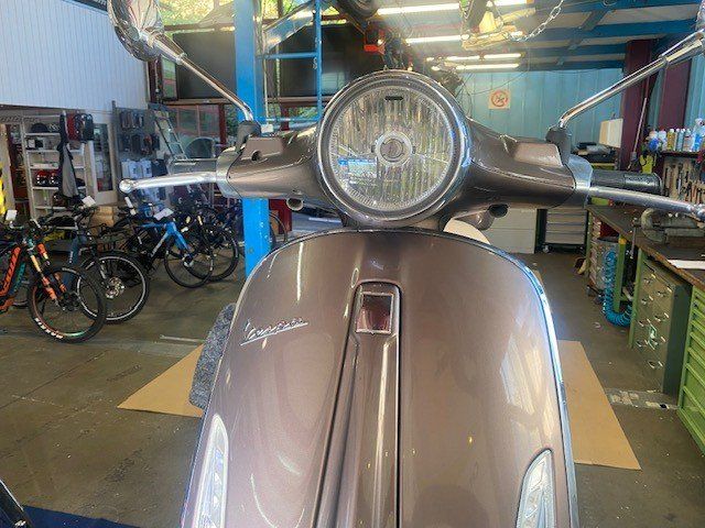 Vespa Scooter: Vespa Roller 125 – Usato da Liestal venduto da A1966 3
