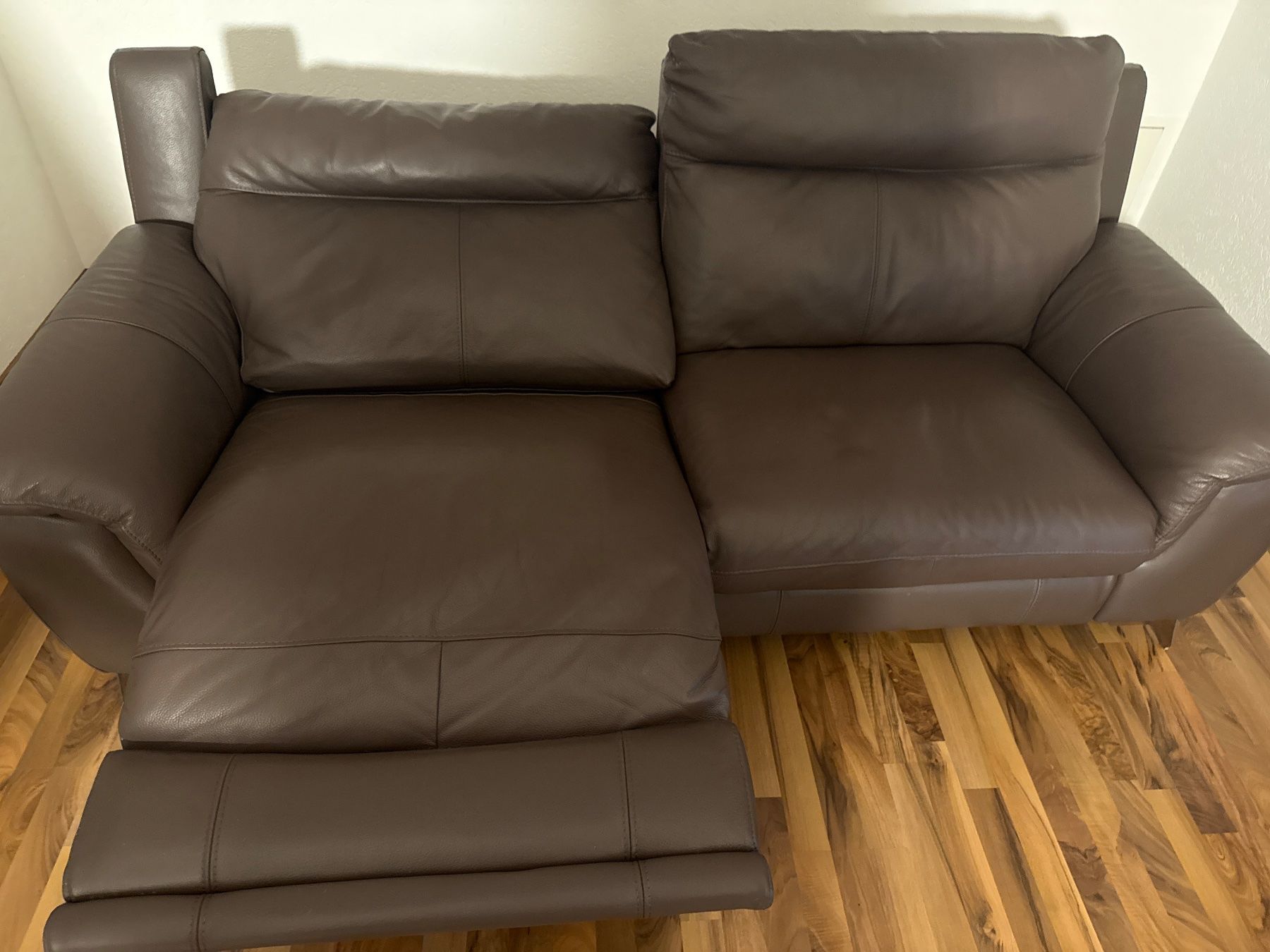 Conforama Divani: Sofa 3+2 Leder graubraun – Usato da Laufenburg venduto da mcd_7qcw 2
