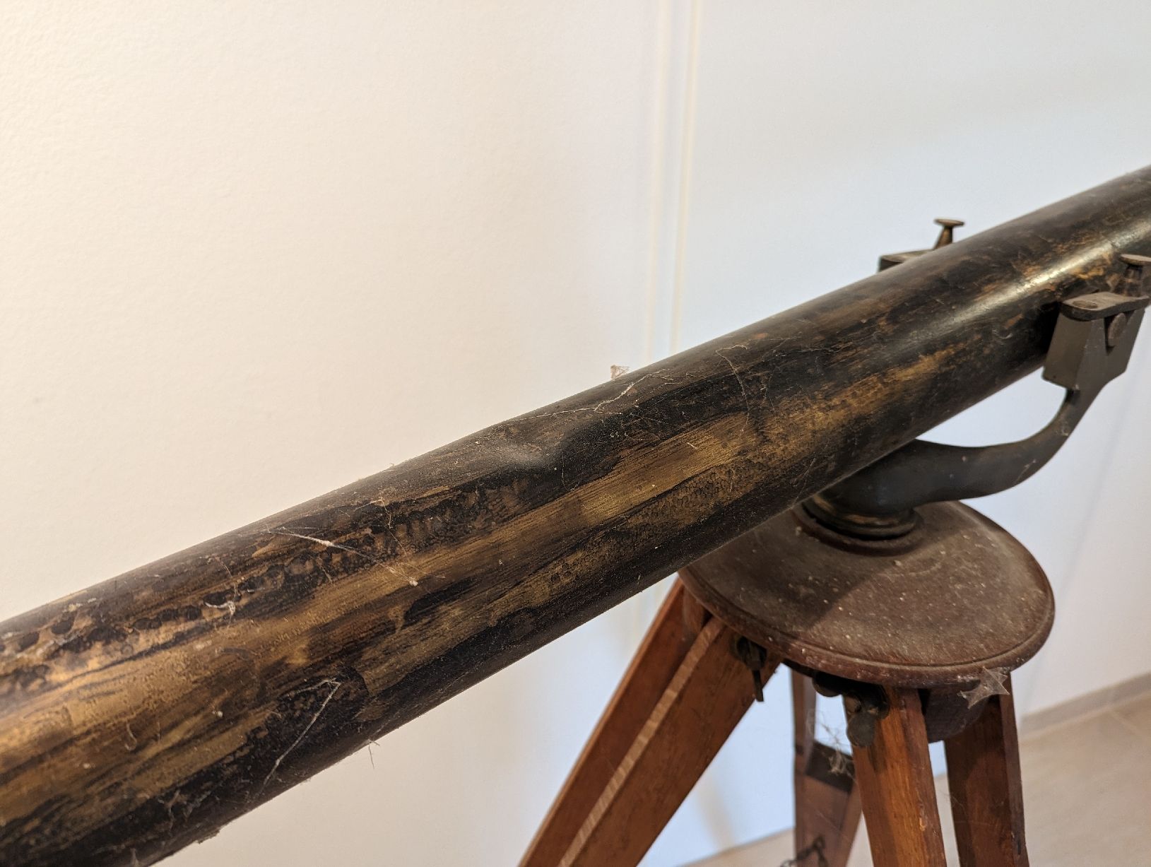 Telescopi: antikes Teleskop – Difettoso da Meilen venduto da Heritage8 3