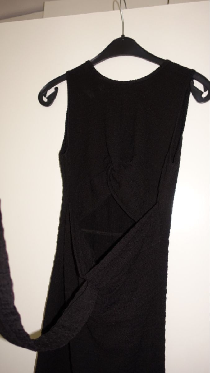 Robes: Langes Kleid schwarz – Neuf (Voir description) à Biel/Bienne par Peeeep10