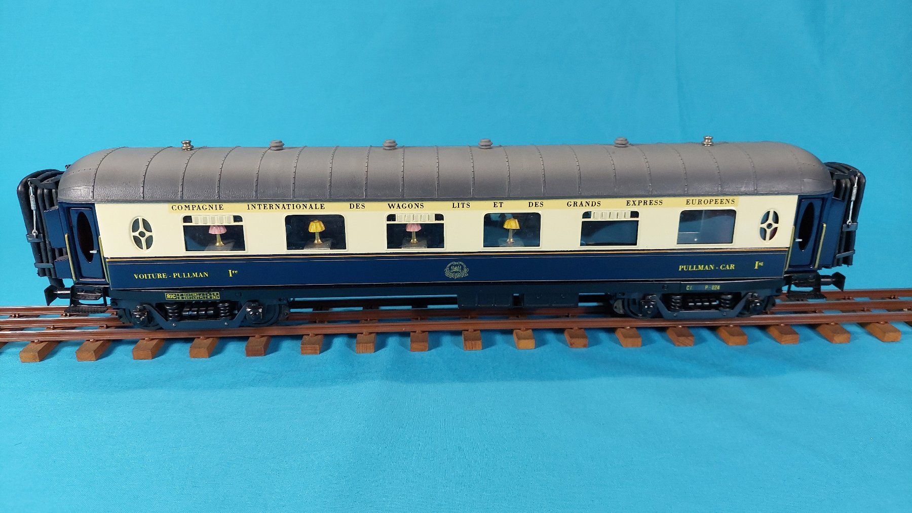 Modellini di ferrovie: Spur 0 Elettren Pullman-Salonwagen 1. Kl. CIWL blau/weiss – Usato da Horgen venduto da swiss025 1