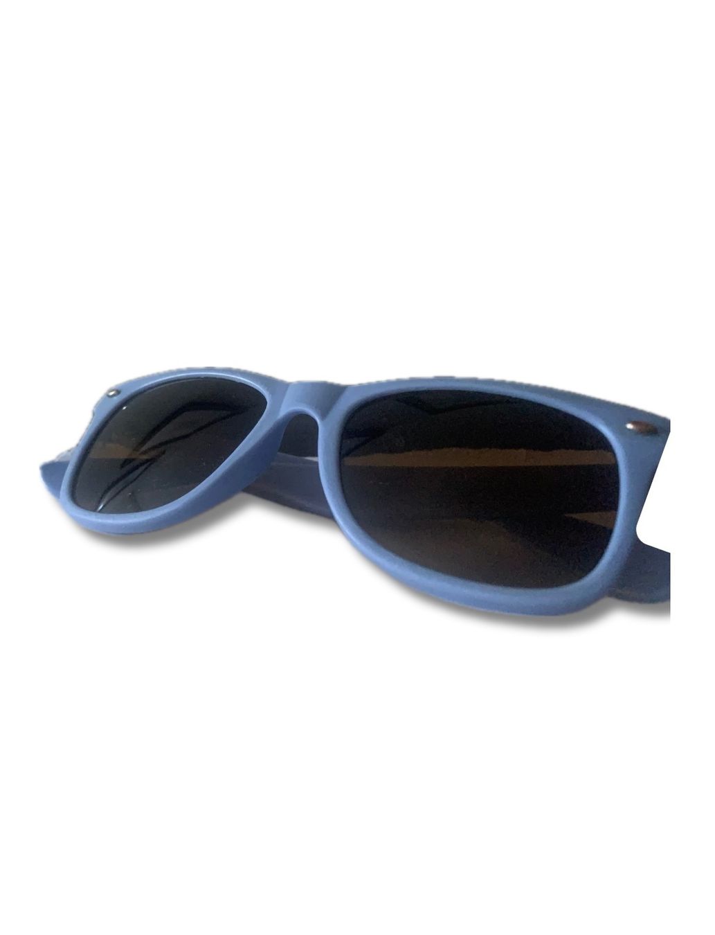Occhiali & Lenti: Sonnenbrille – Difettoso da Basel venduto da Budas