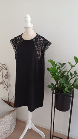 Sommer Kleid schwarz M