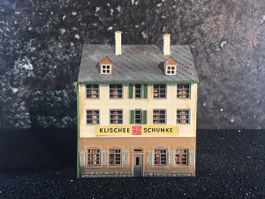 MODELL GEBÄUDE KLISCHEE SCHUNKE 