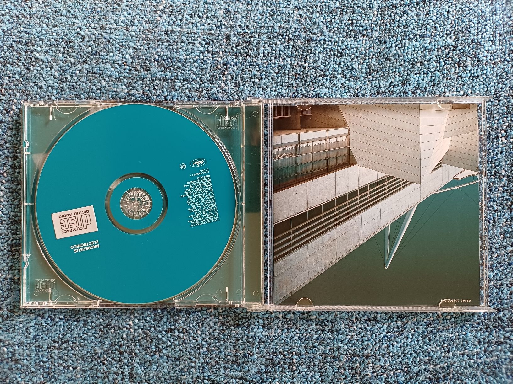 CD: Madredeus "Electronico" CD – Nuovo (secondo la descrizione) da Begnins venduto da Drastic-Sound 2