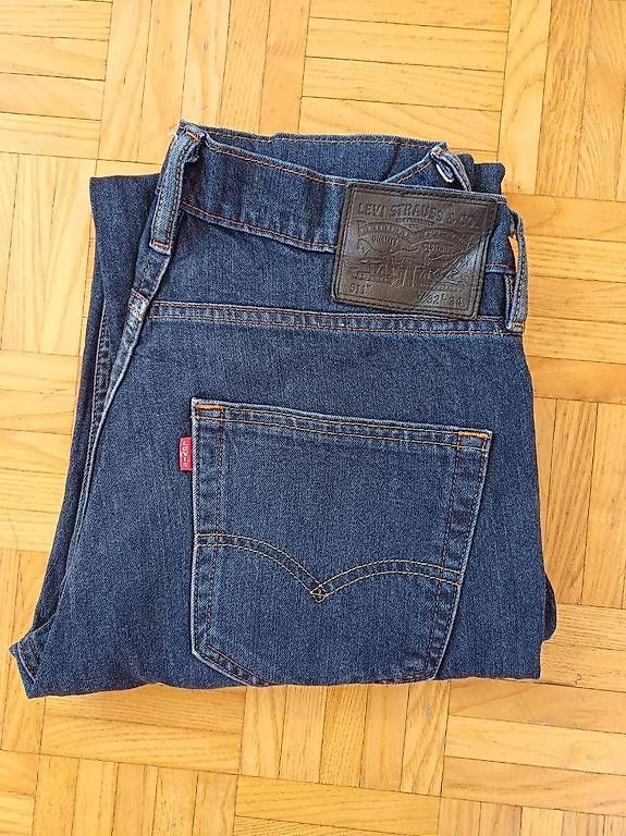 Jeans: Jean Levi's taille 32x34 – Gebraucht aus Glovelier von GaCh