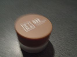 MINA S32, The 24 h cream eyeshadow