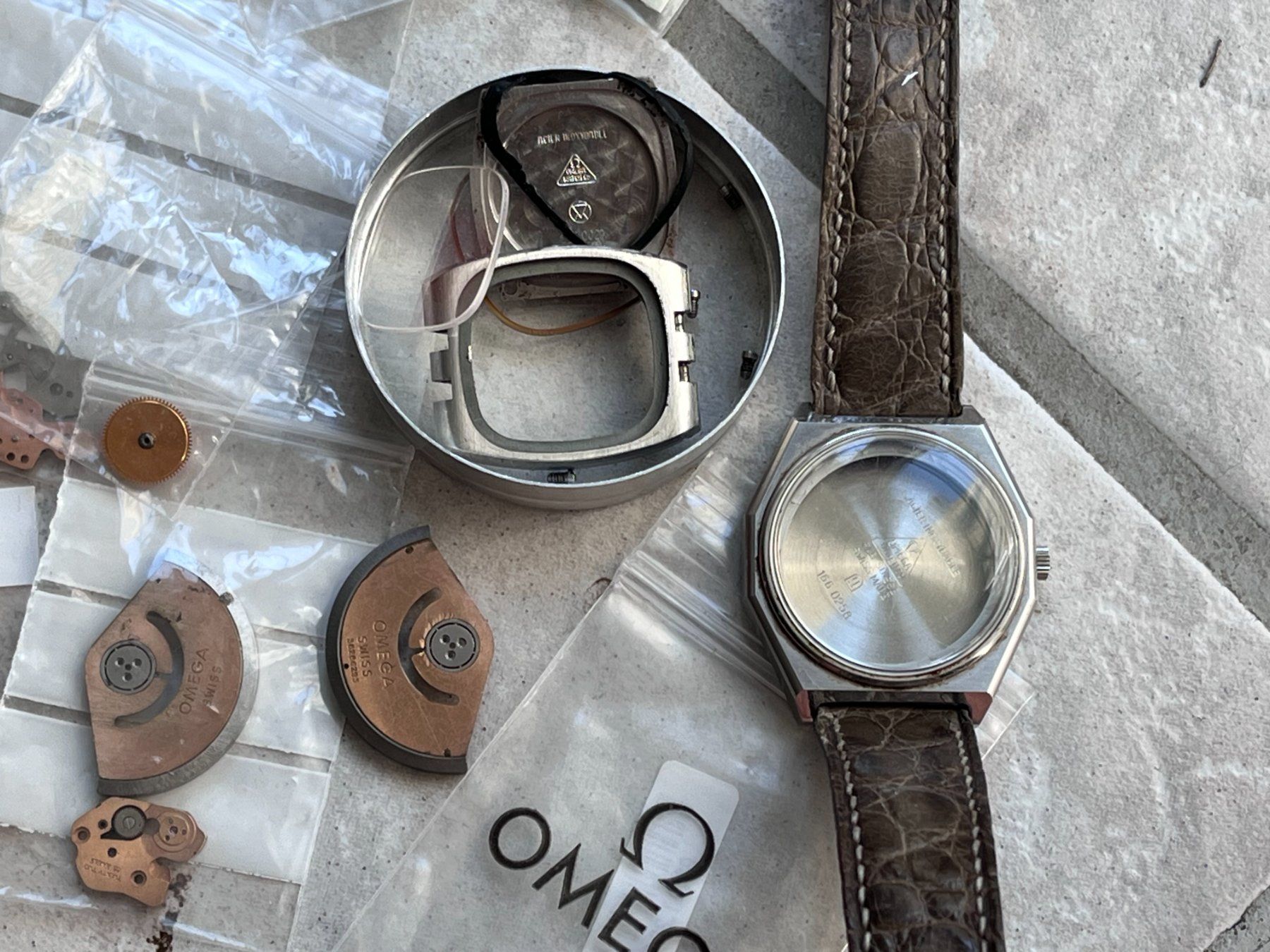 Omega Orologi: Omega Uhrenteile – Usato da Worblaufen venduto da chronyves 7