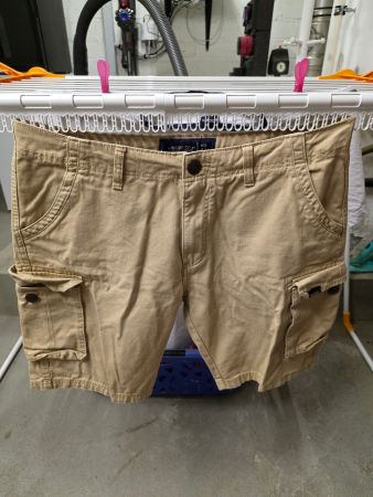 Shorts / Kurze Hosen beige Grösse 44 mit Seitentaschen