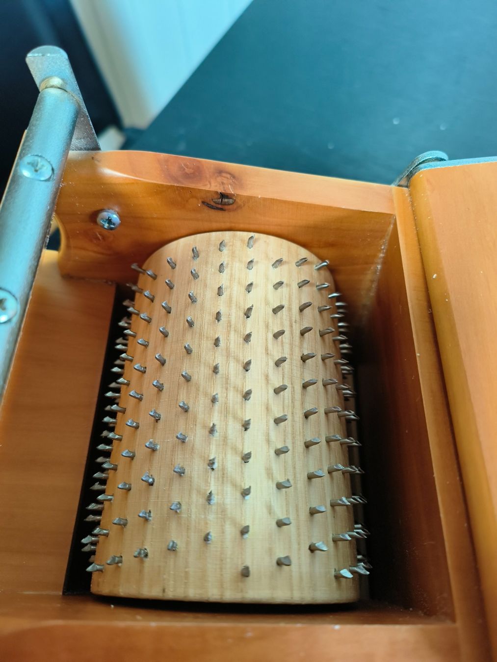 Alessi Elettrodomestici da cucina: Râpe à Parmesan ALESSI – Usato da Les Monts de Corsier venduto da Uzbek 2